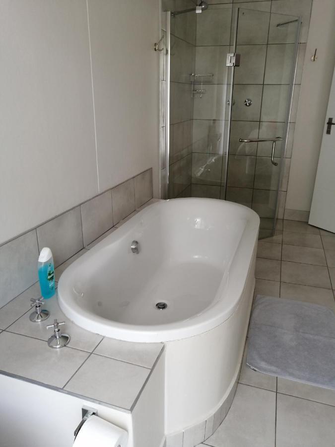 Park Living Guesthouse Μπλουμφοντέιν Εξωτερικό φωτογραφία