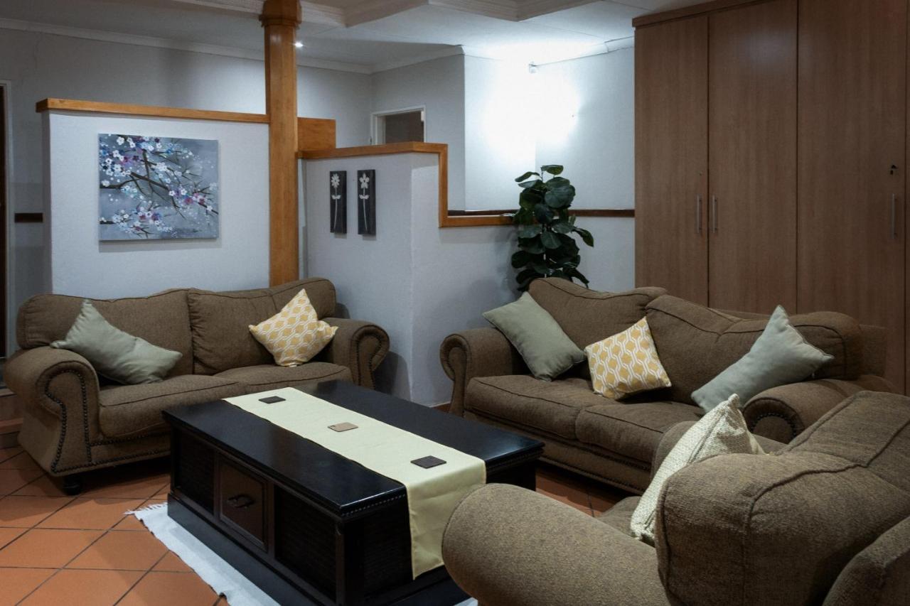 Park Living Guesthouse Μπλουμφοντέιν Εξωτερικό φωτογραφία